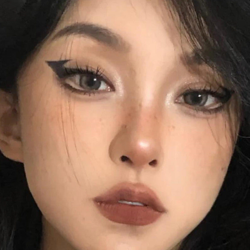 Creative Bat Eyeliner Tutorial To Look Bigger For Beginners