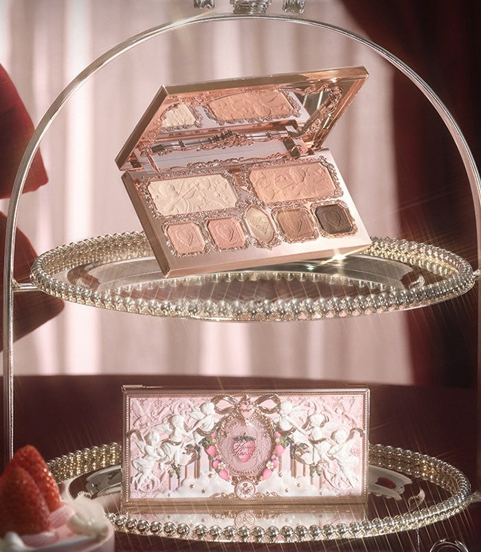 Flower Knows Strawberry Cupid Collection Full Facial Makeup