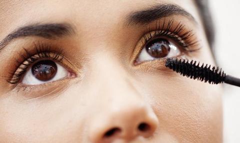 Most Useful Makeup Tutorial To Apply Mascara In Correct Way