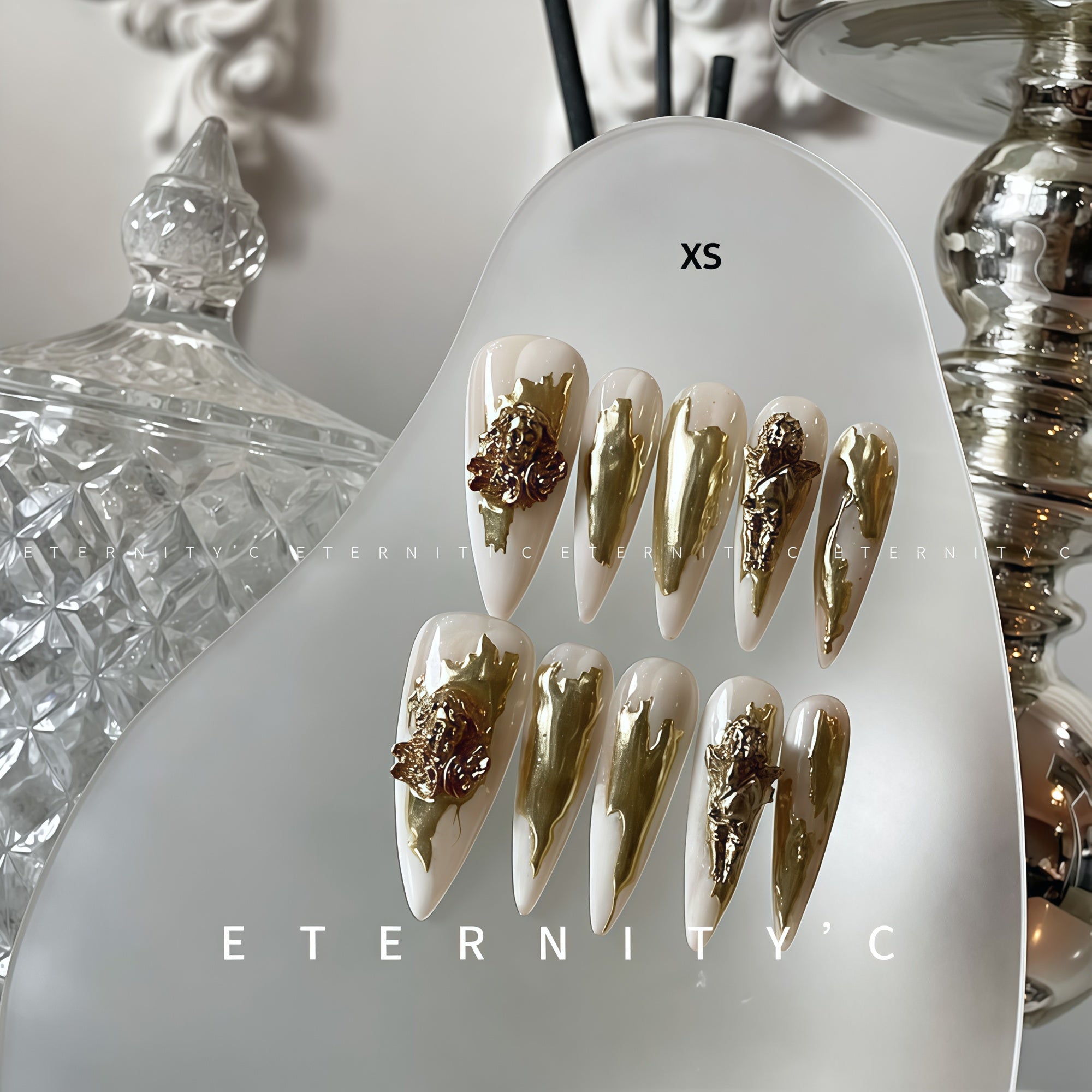 ETERNITY'C Handmade Custom Golden Rococo Pressed On Wearable Nails T5025