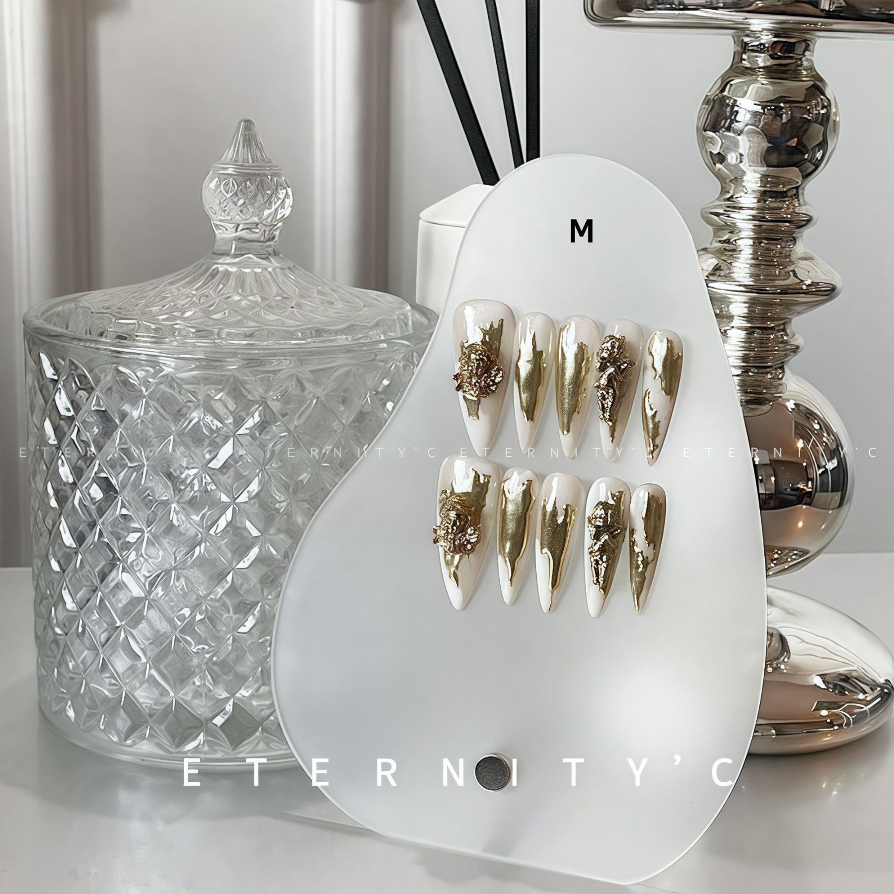 ETERNITY'C Handmade Custom Golden Rococo Pressed On Wearable Nails T5025