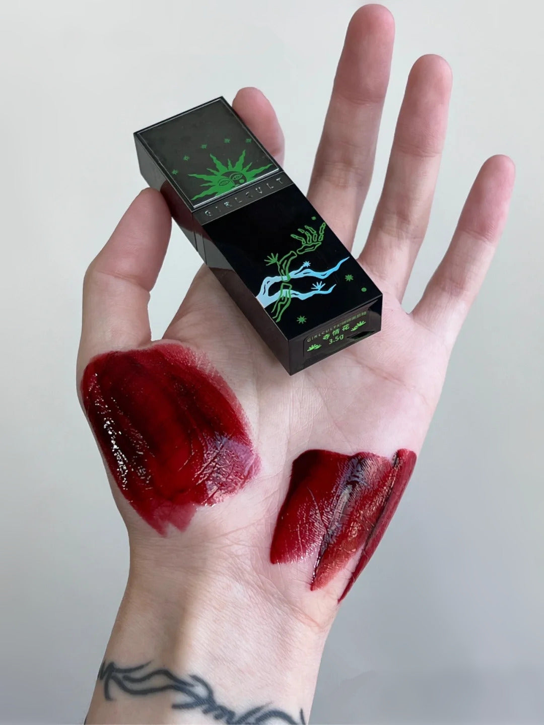 Girlcult Dreamland Series High Shine Chameleon Mirror Lip Glaze T3029