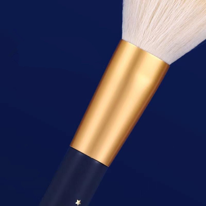 AMORTALS Star-Beats Makeup Brush For Blusher & Loose Powder T3309