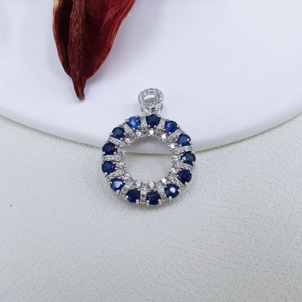 S925 Platinum-Plated Sapphire Gemstone Silver Pendant for Women T3395