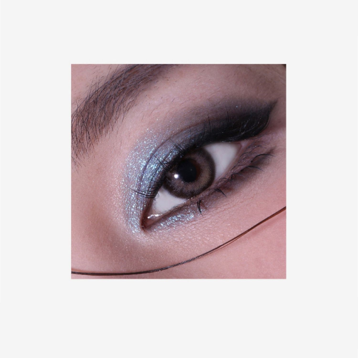 ODDITY 5-Color Chameleon Eyeshadow Palette T3847