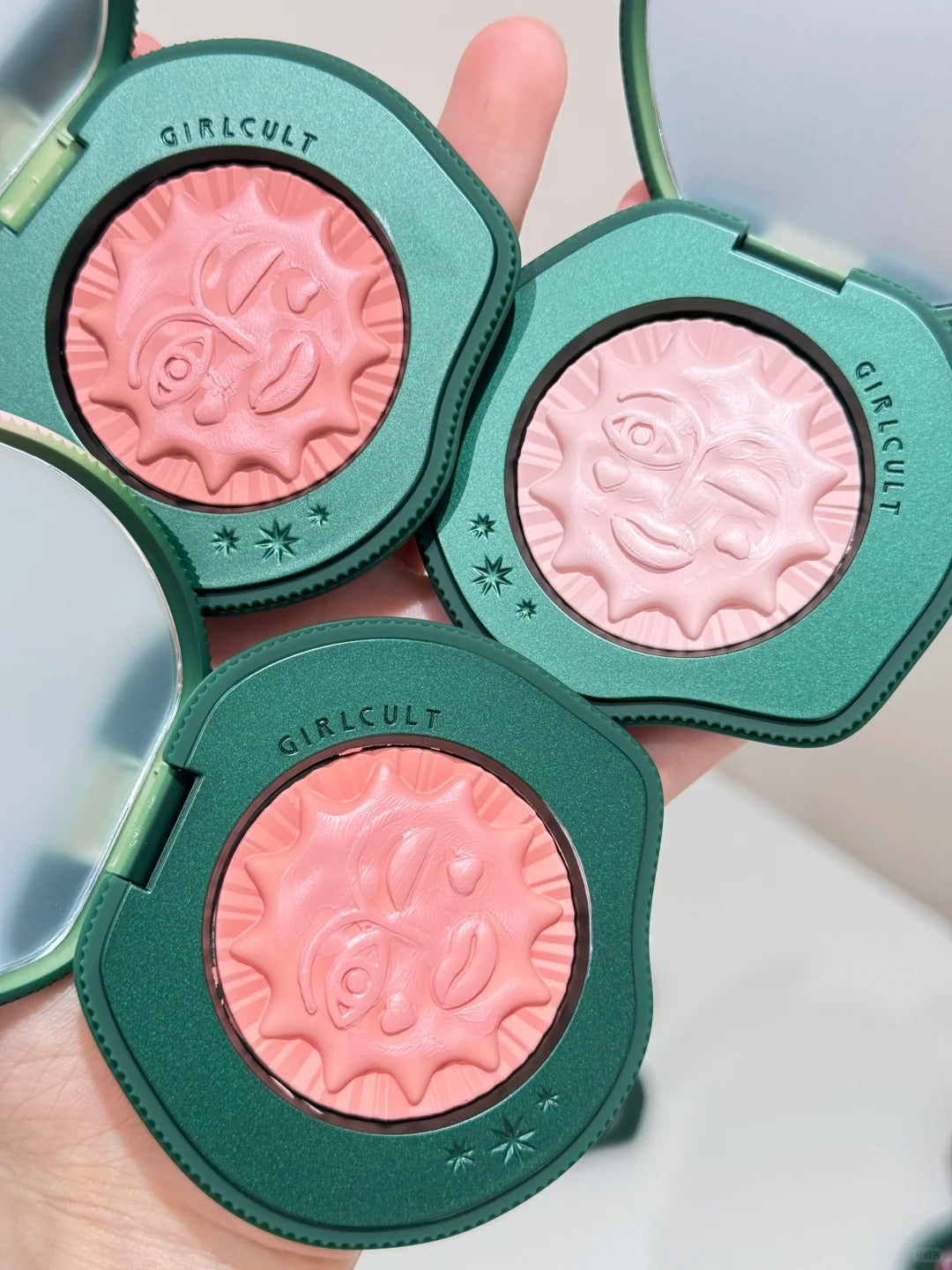 Girlcult Peach Festival Collection Emotion Multi-Use Makeup Cream T4103