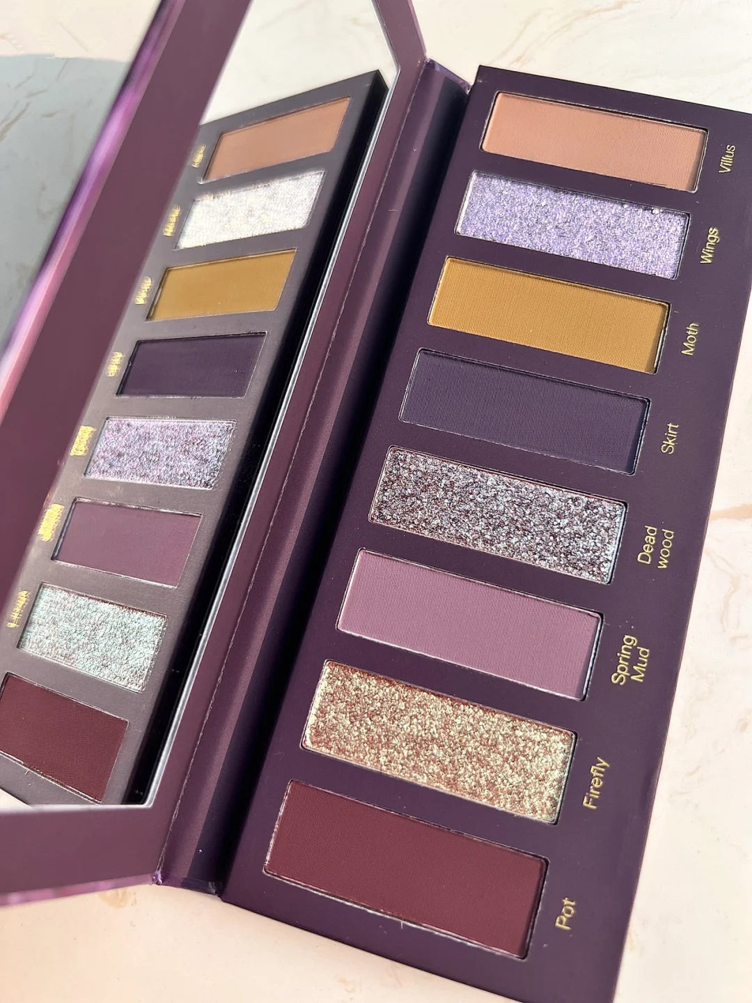 Narimi Purple Dead Wood 8-Color Eyeshadow Palette (5.0) T3945