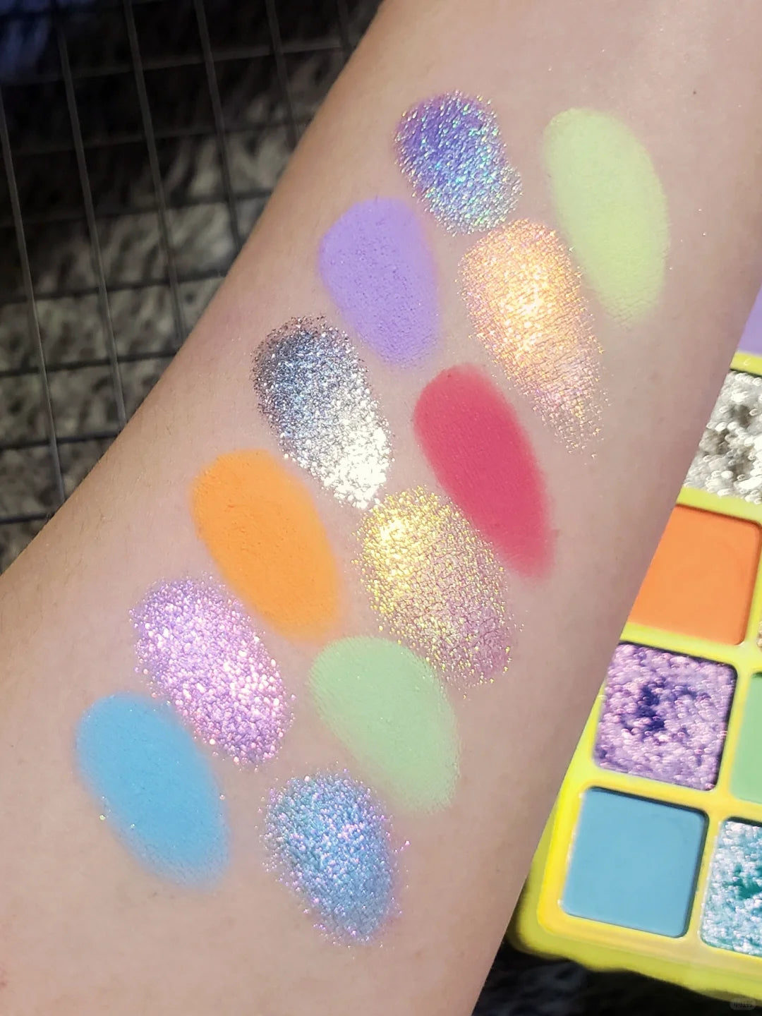 SUGAROCK Extravaganza / First Twilight 12-Color Eyeshadow Palette T3835