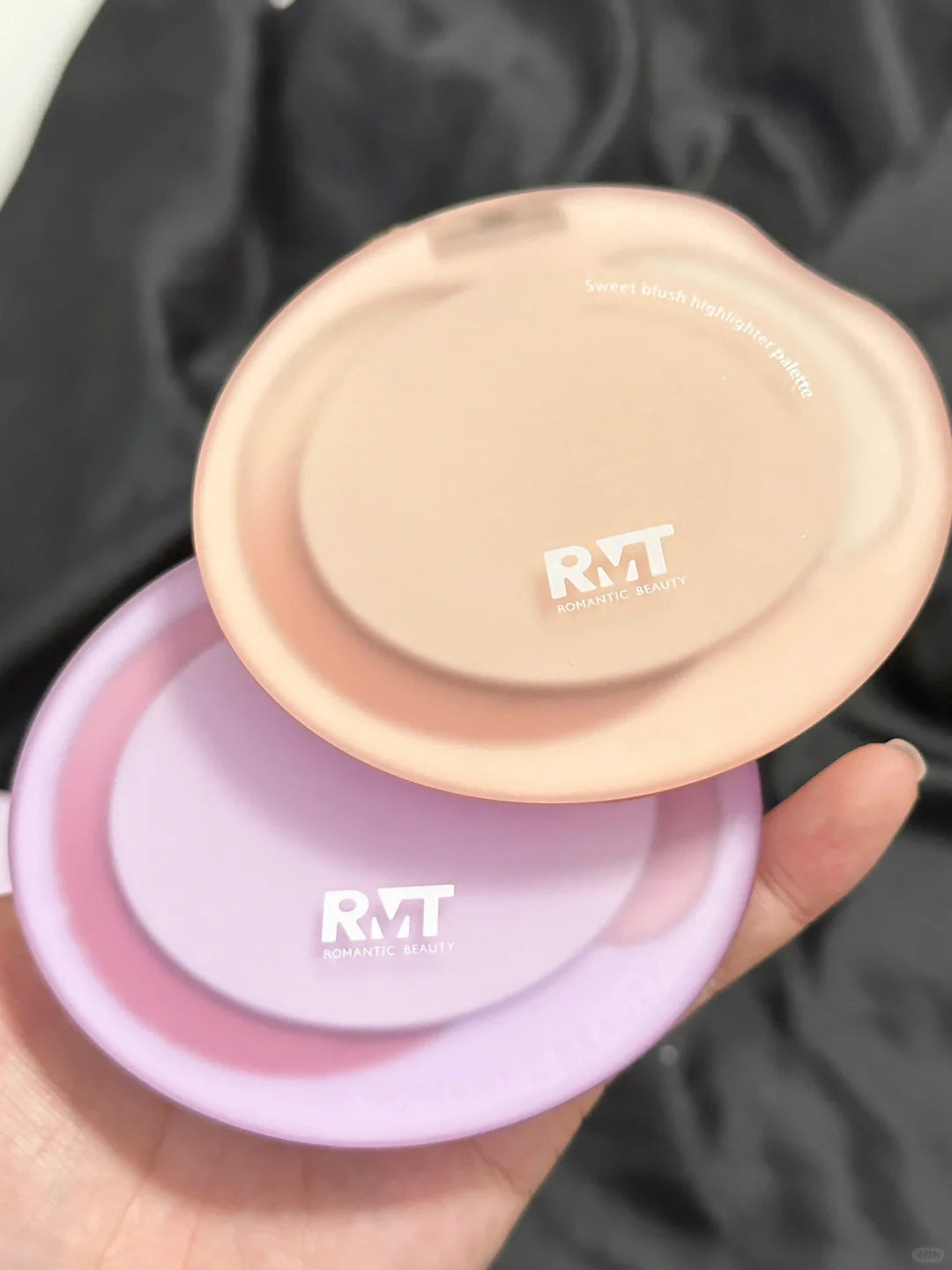 ROMANTIC BEAUTY Sweet Gradient Blusher & Highlighter Makeup Palette T3827