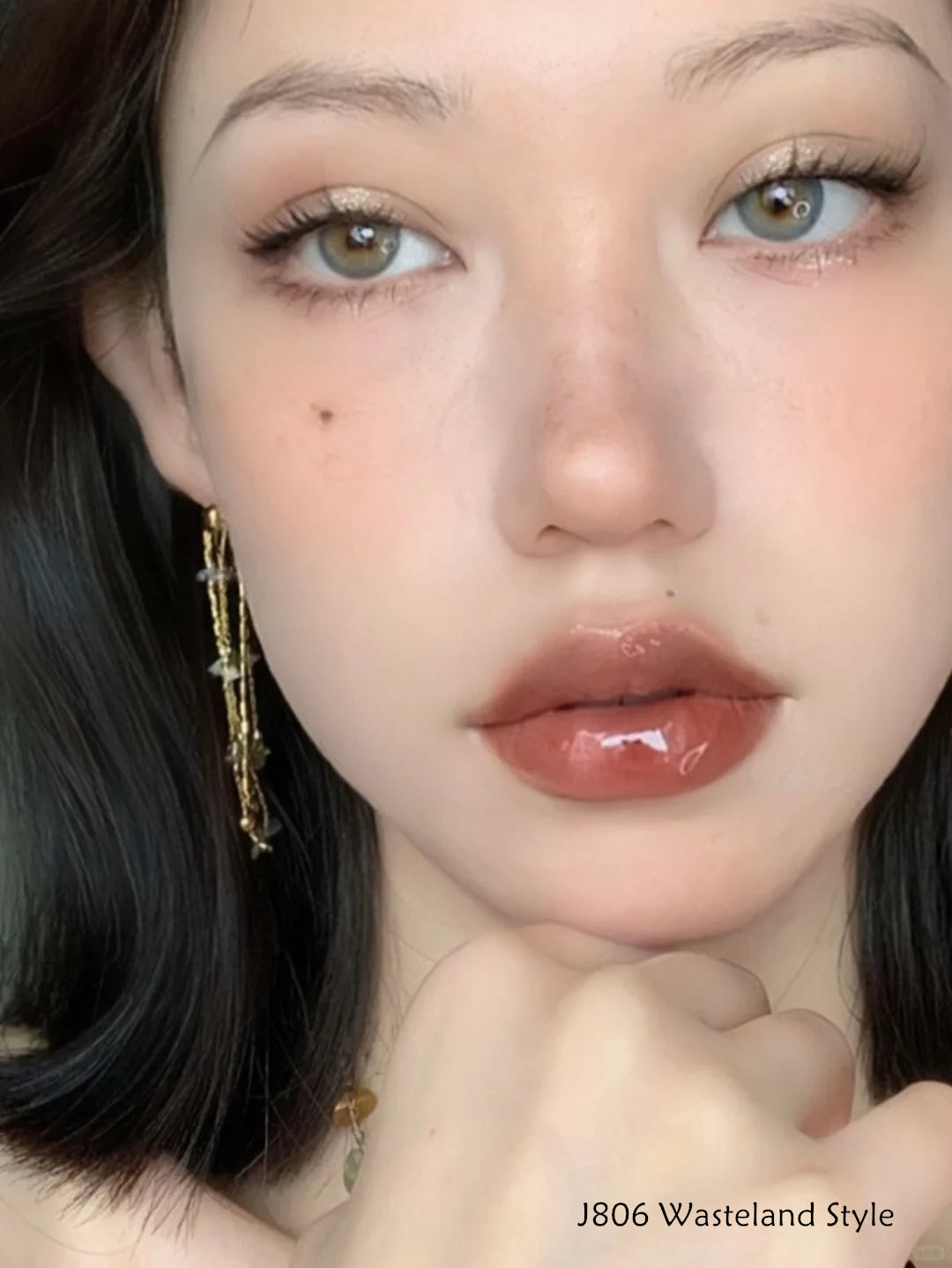 Girlcult Gold Digger Belle Series Fantasy Shimmer Mirror Lip Glaze T3970