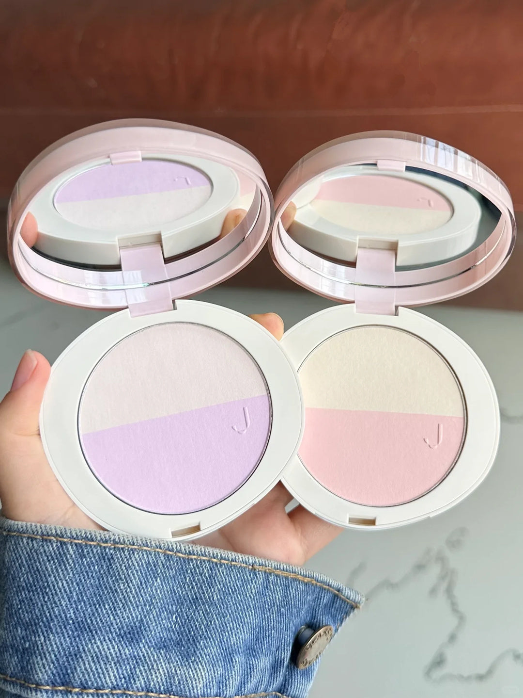 JOOCYEE Two-Tone Multi-Use Fill Light Presseed Powder T3791