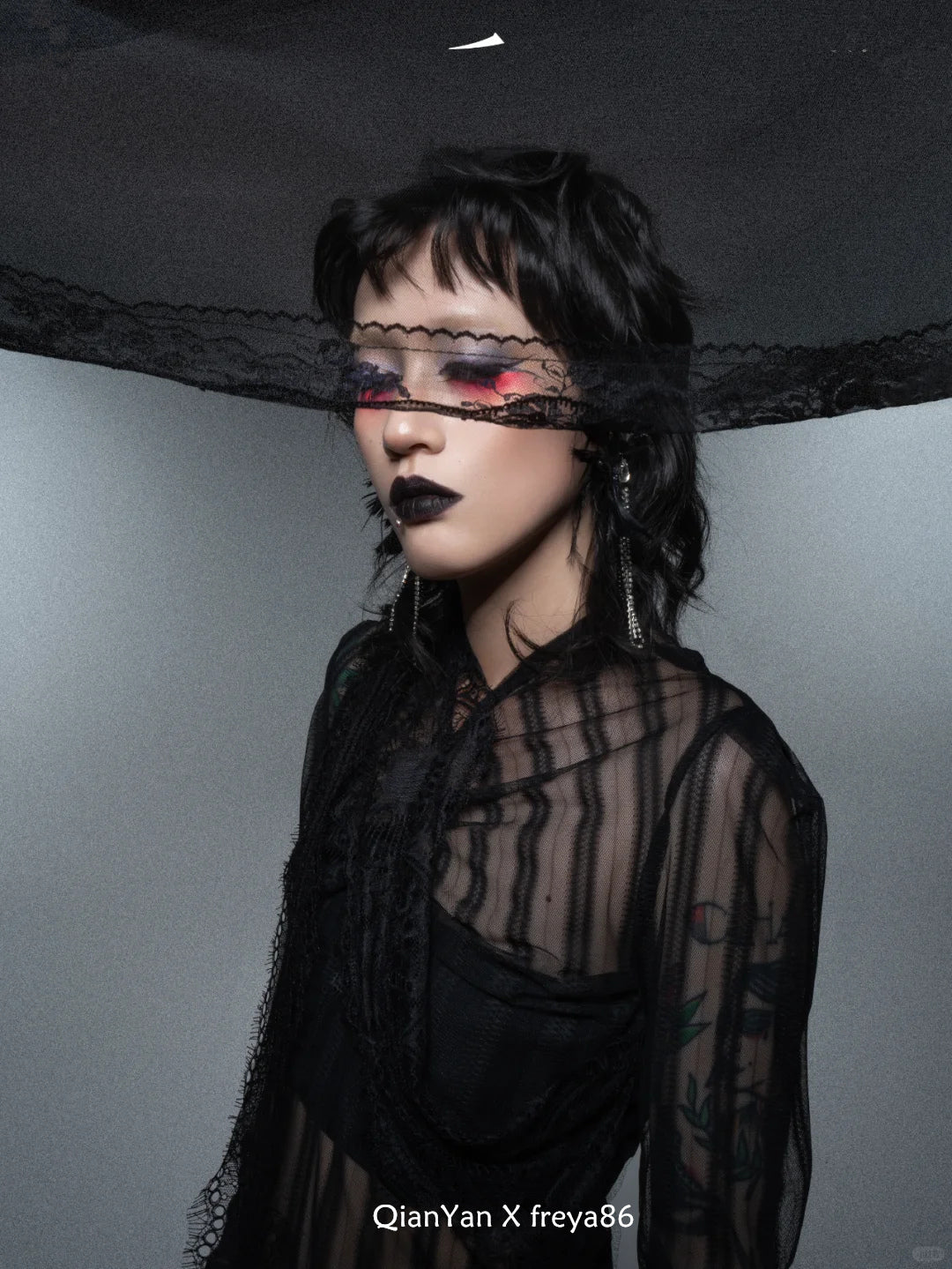 QianYan X Freya86 16-farvet kameleon øjenskyggepalette T4017 