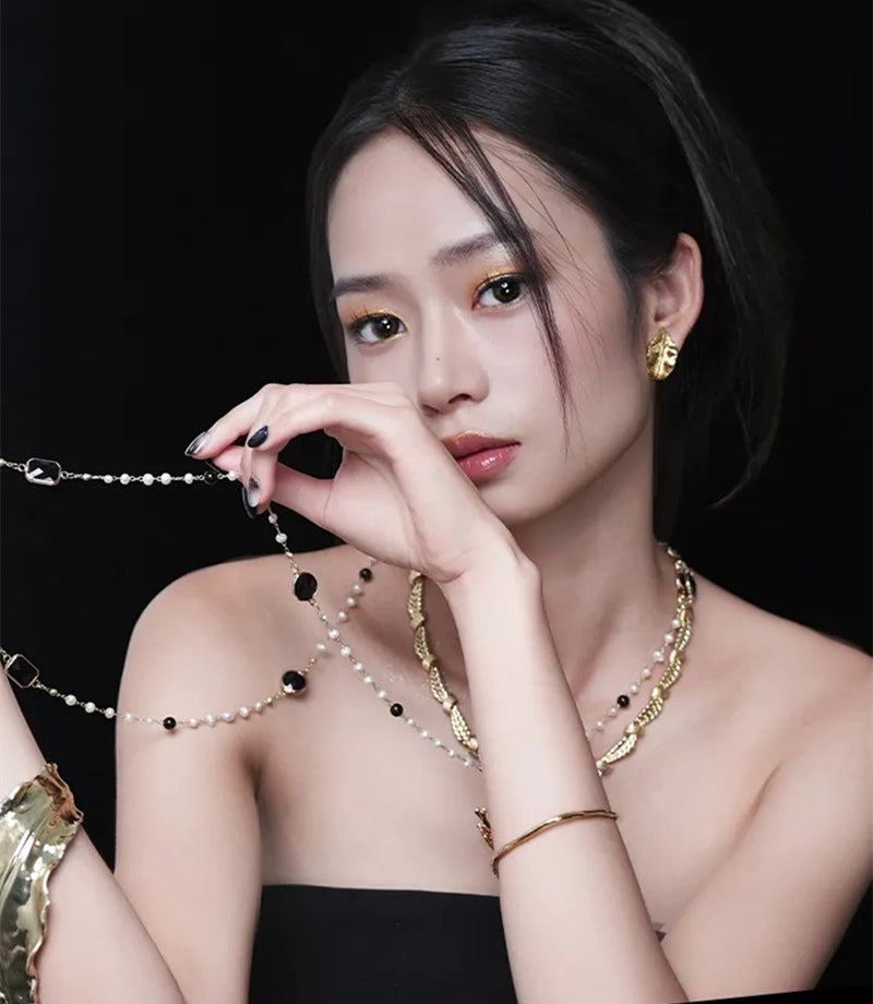 QianYan Runaway Princess 16-Color Eyeshadow Palette T4131