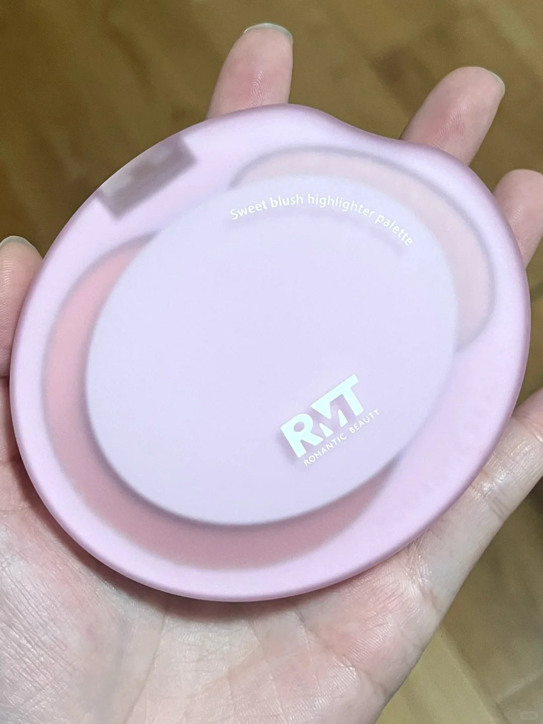 ROMANTIC BEAUTY Sweet Gradient Blusher & Highlighter Makeup Palette T3827