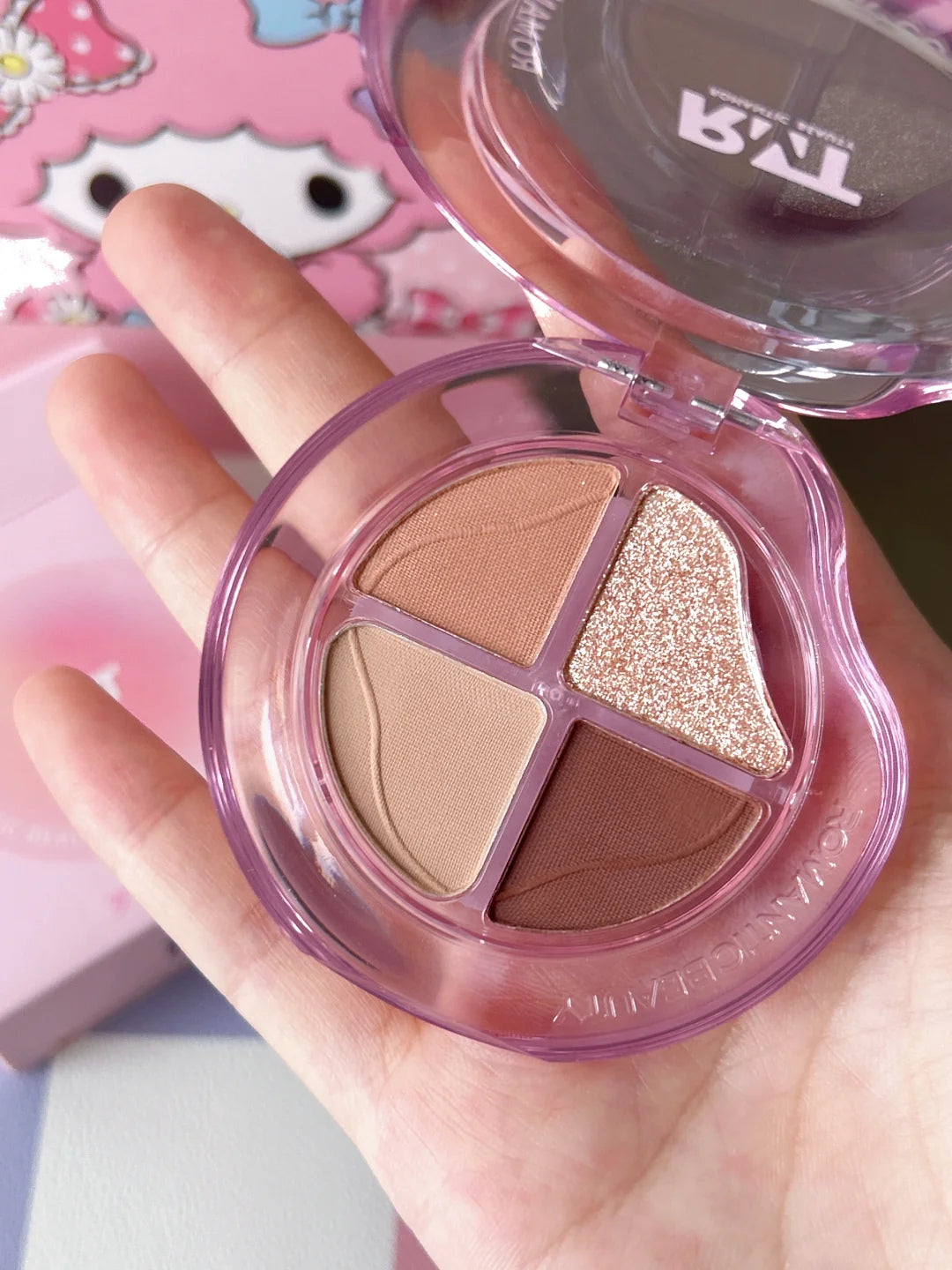 ROMANTIC BEAUTY Pink Bubble 4 Color Eyeshadow Palette T3881