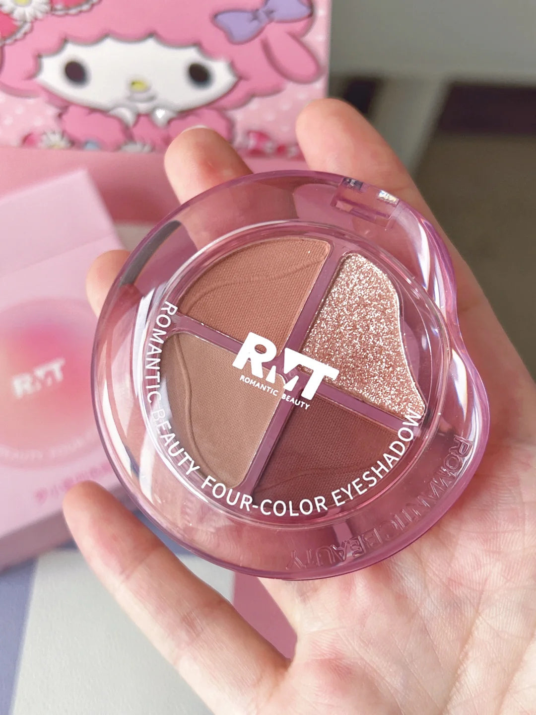 ROMANTIC BEAUTY Pink Bubble 4 Color Eyeshadow Palette T3881