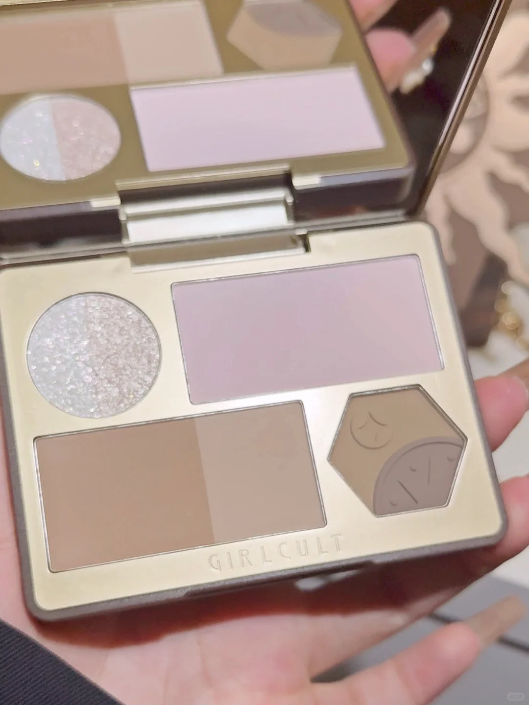 Girlcult Gold Digger Belle Series Highlighter &amp; Contour Makeup Palette T3972