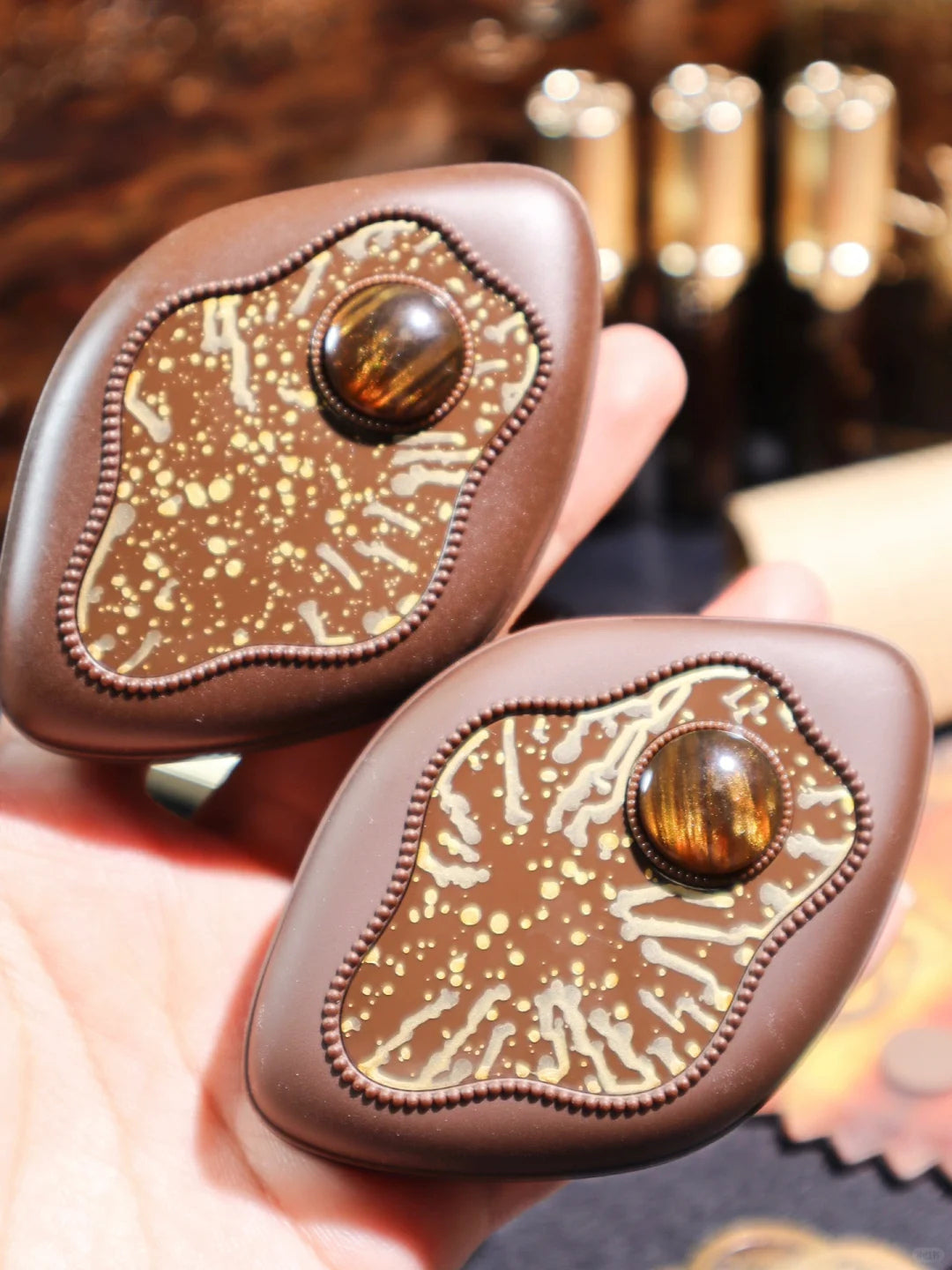 Girlcult Gold Digger Belle Series Fantasy Chameleon Eyeshadow Palette T3971