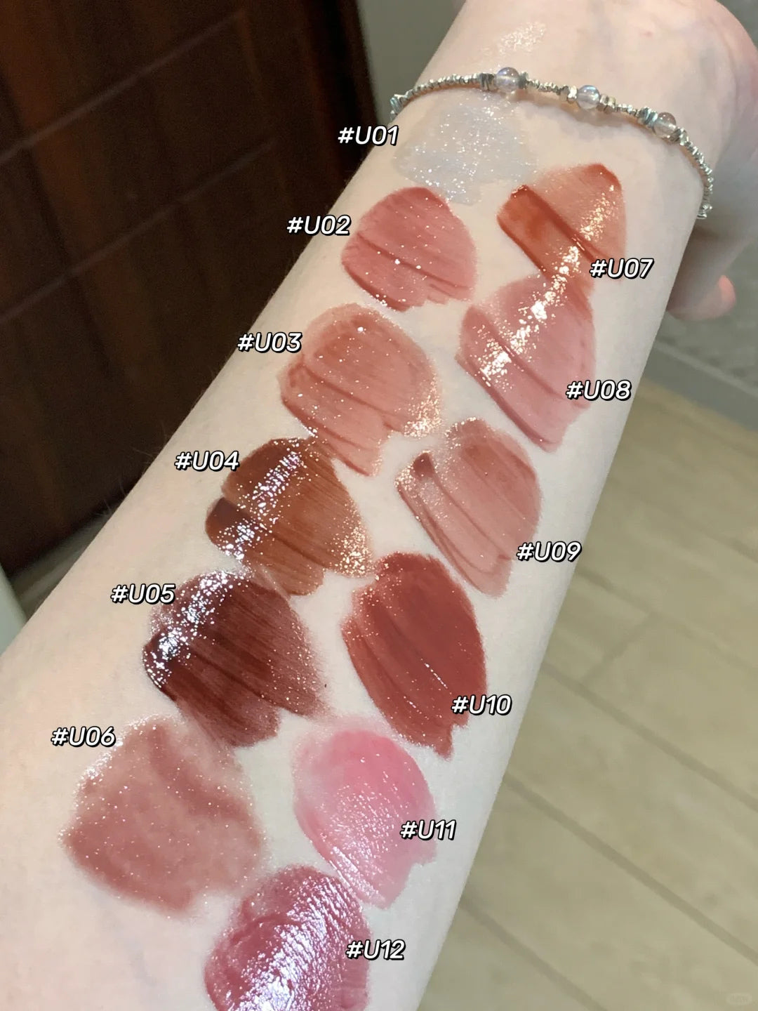 Uhue On Stage Series 6D Diamond Mirror Lip Glaze T4018