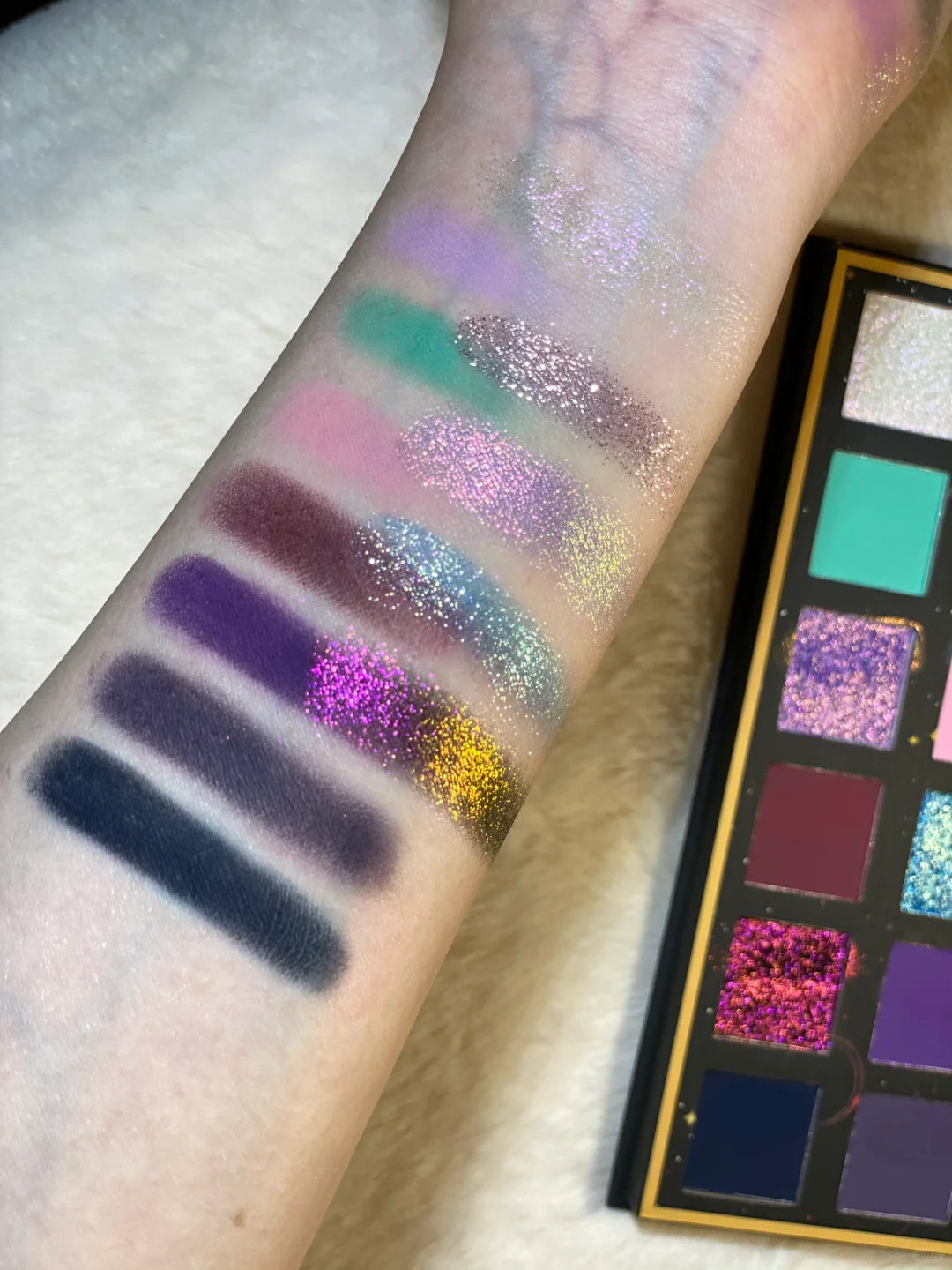ANTHEMY Butterfly Shadow In Backlight 12-Color Chameleon Eyeshadow Palette (1.0) T4020