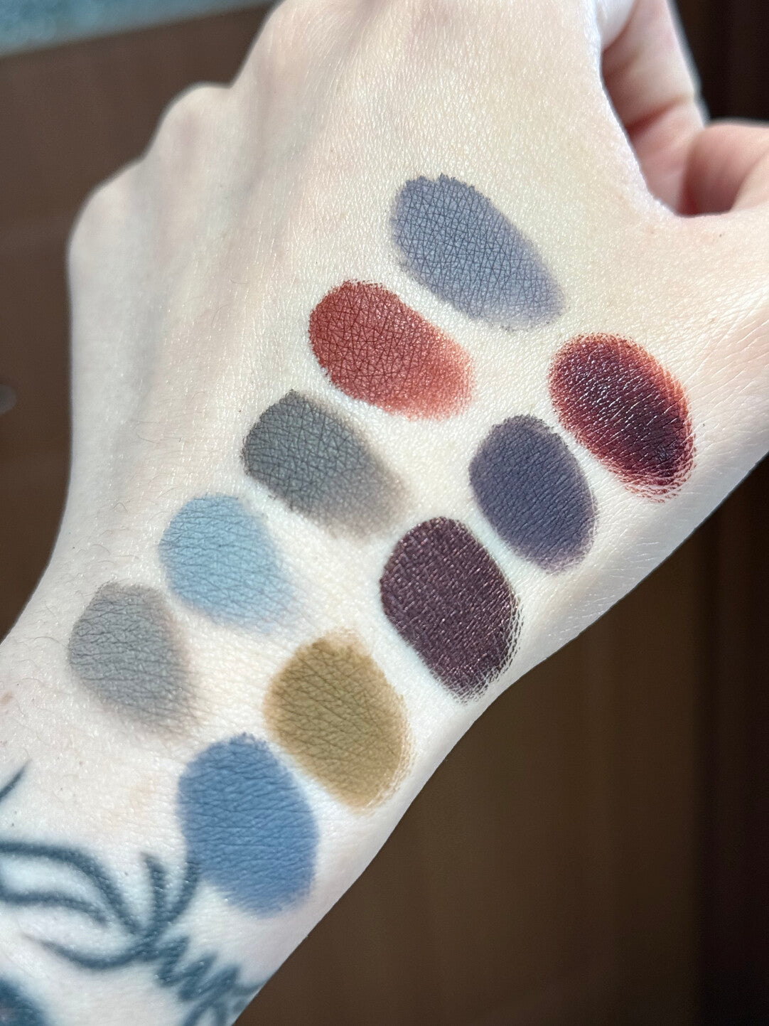 SHELLWE MAKEUP Misty Spirit 10-color Full Matte Eyeshadow Palette T4429