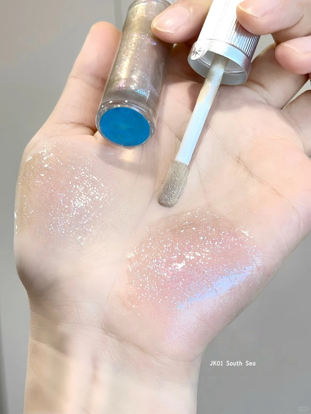 Girlcult Cat Eye Mirror Lip Gloss JK01 South Sea T5090