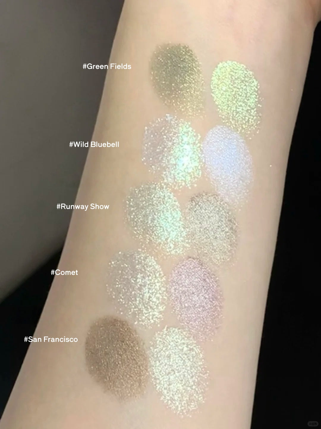 HYNTOOR Christmas Collection Eyeshadow & Lip Gloss Gift Box T5324