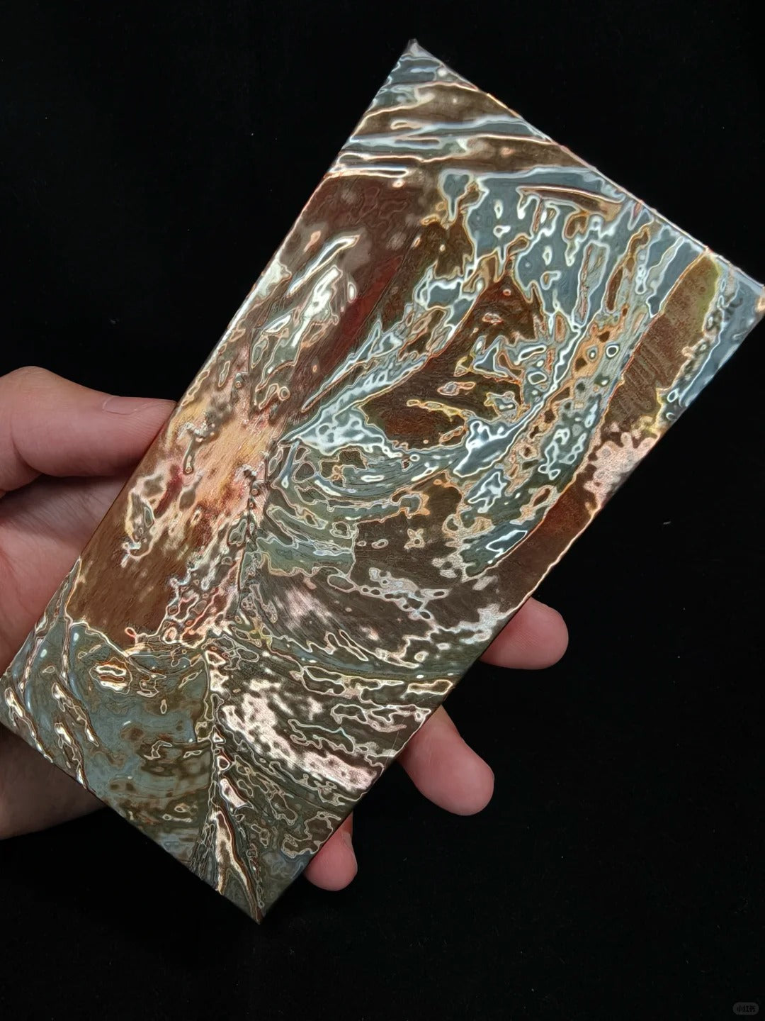 THE U COSMETICS Dusk Sands 10-Color Chameleon Eyeshadow Palette (3.0) T5631