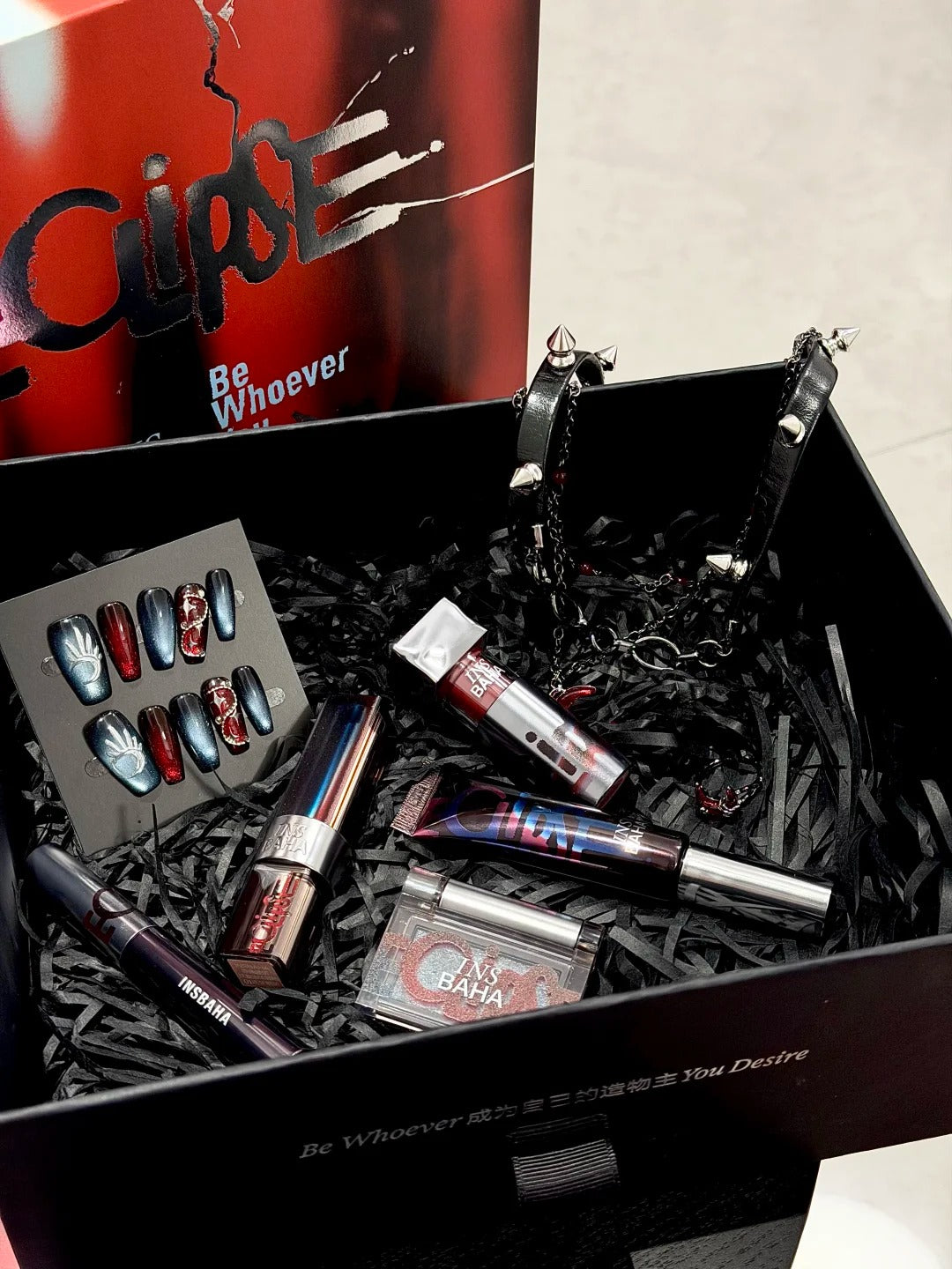 INSBAHA Halloween Lunar Eclipse Collection Lipstick & Eyeshadow & Blusher T5278