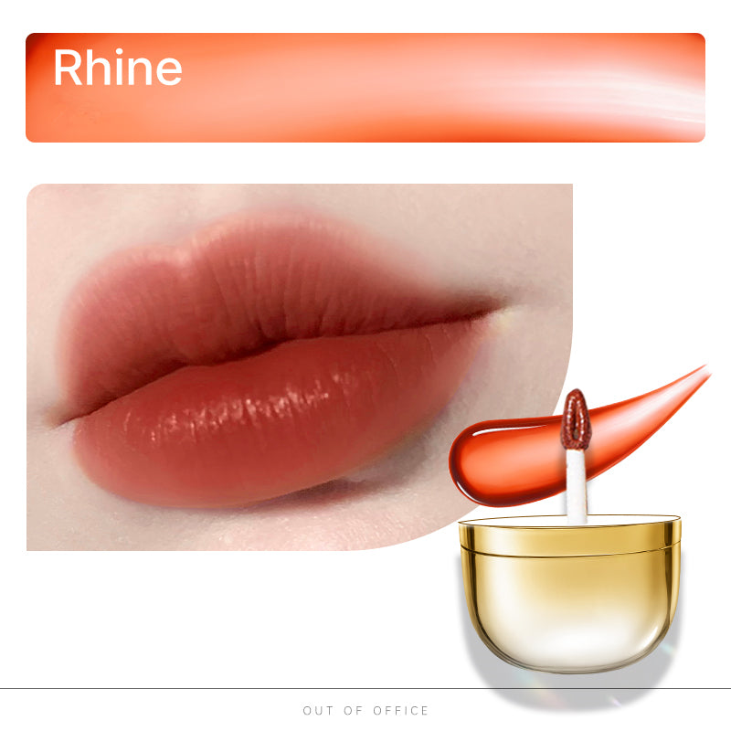 OUT-OF-OFFICE Silky Hydrating Matte Lip Glaze T3762