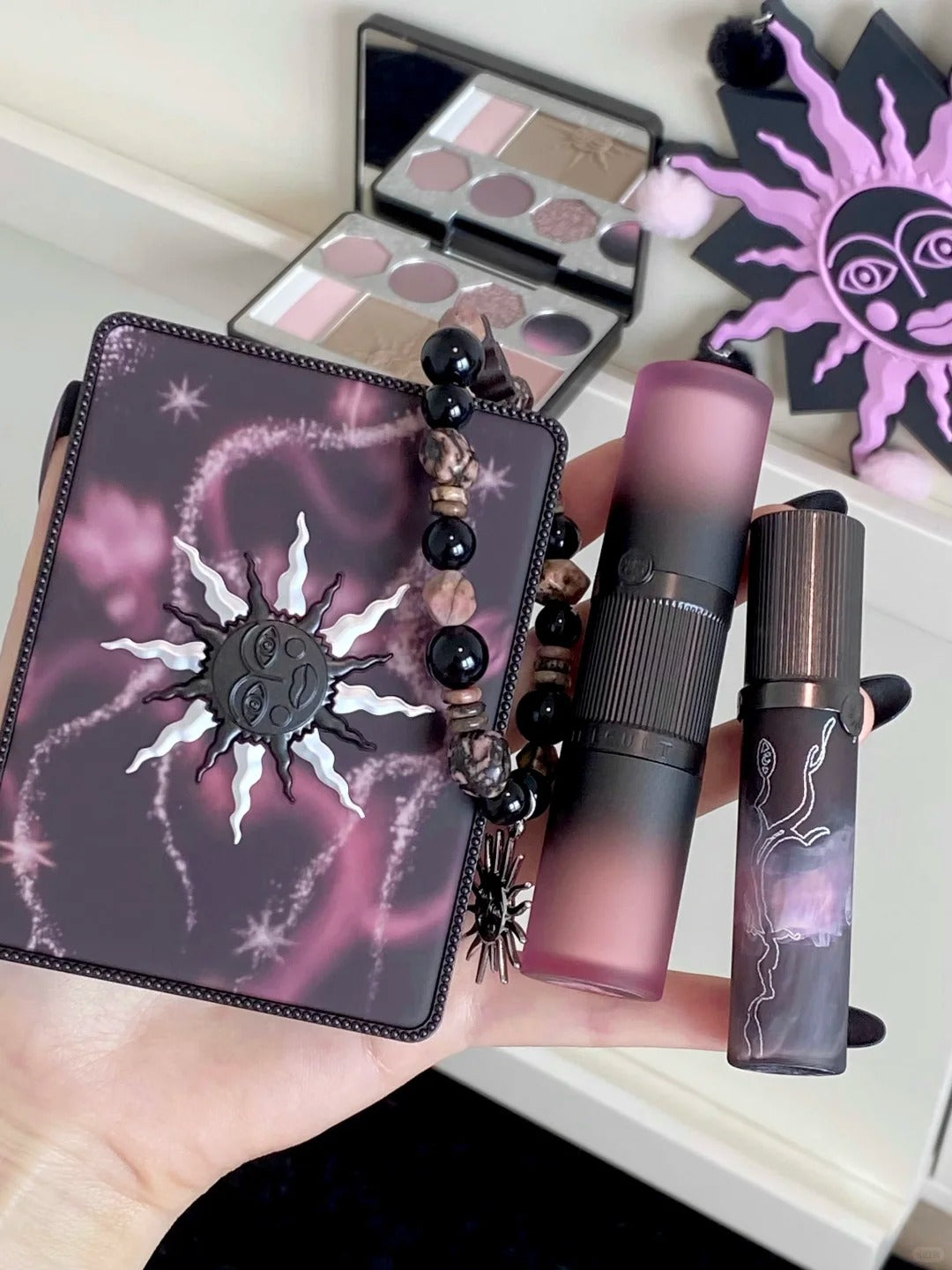 Girlcult Peach Blossom Utopia Collection Makeup Gift Box T5696