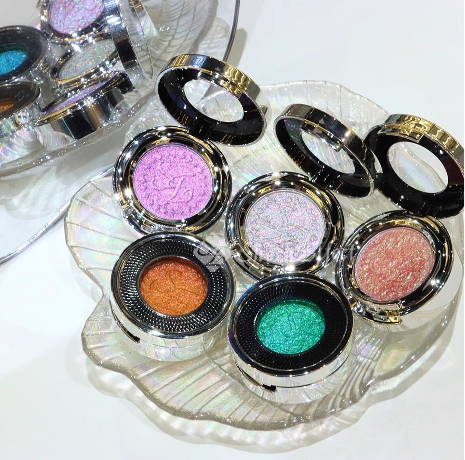 ظلال العيون السحرية من سلسلة كاندي من شين إيفكت T3877