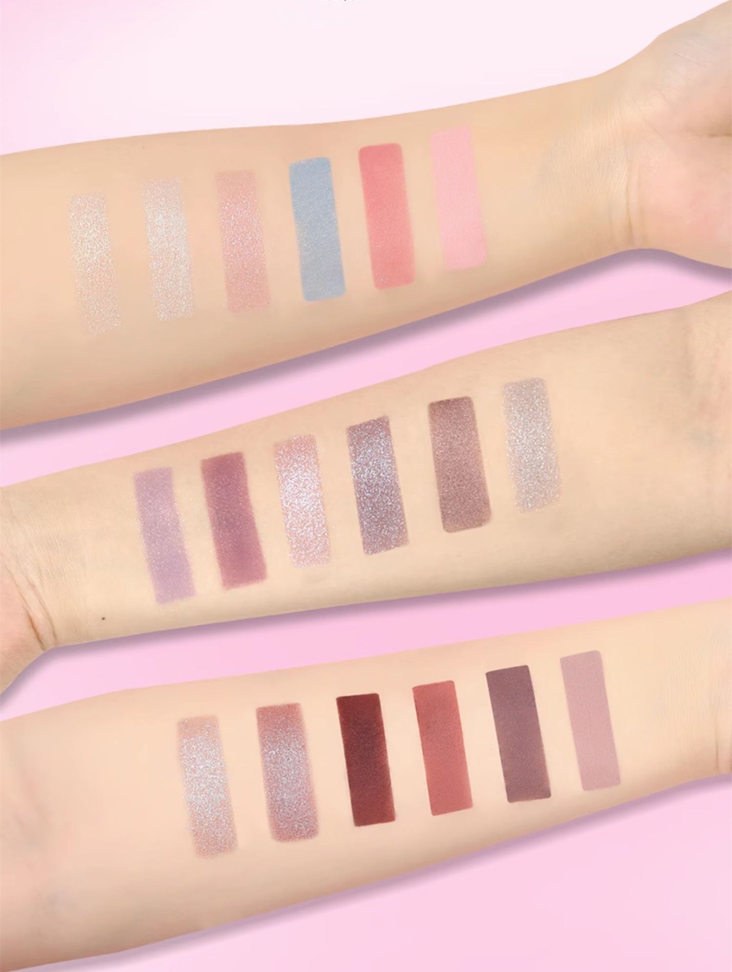 Febble 18 Color Parrot Chameleon Eyeshadow Palette T3914