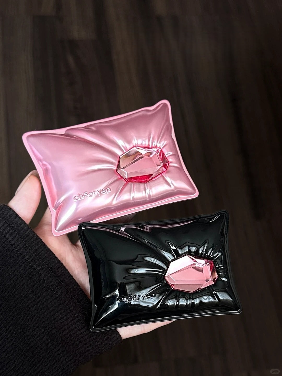 QianYan Pillow Gem Collection Highlighter & Eyeshadow Palette T5549