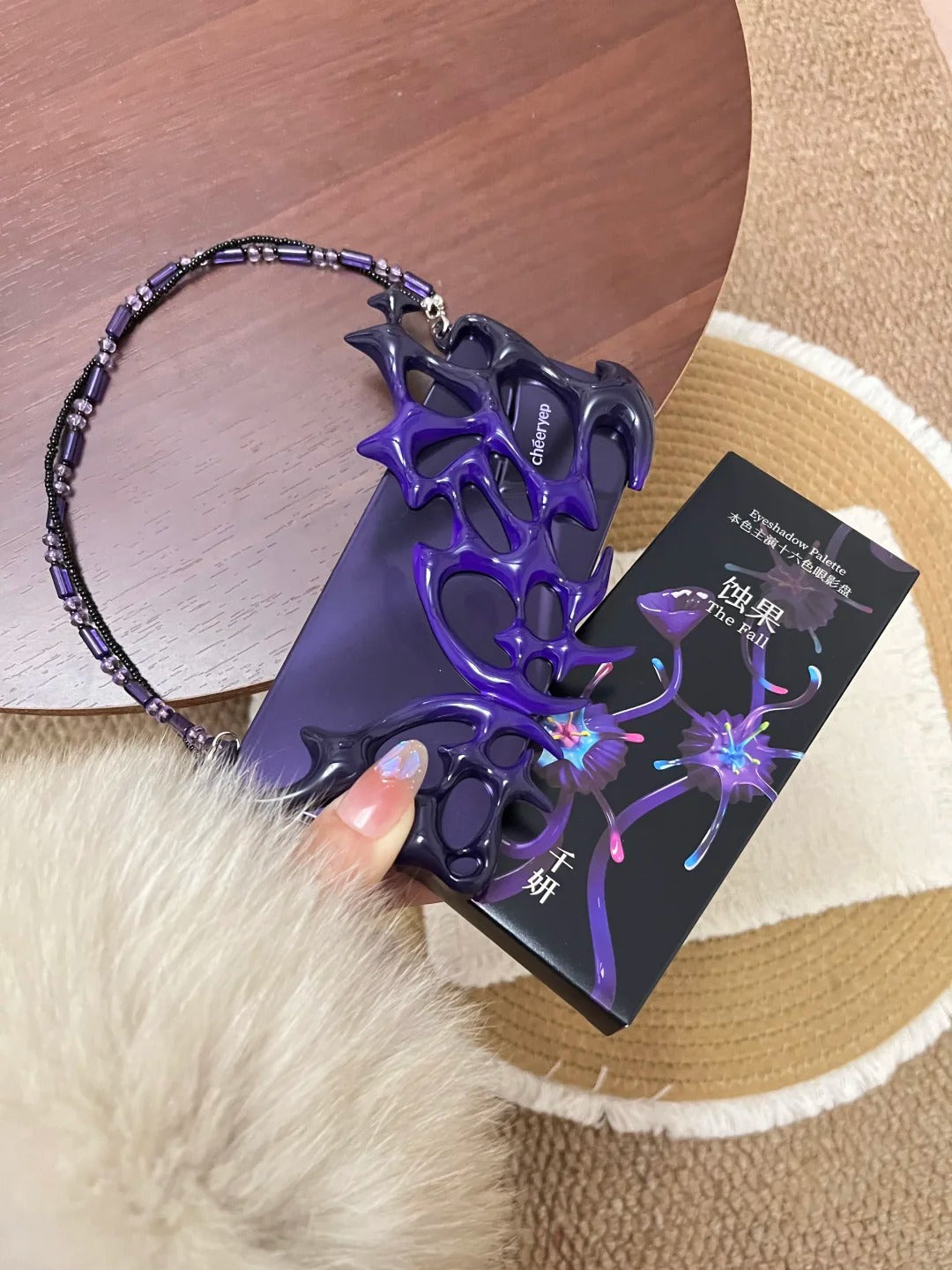 QianYan Fall into Forbidden Garden Collection 16-color Eyeshadow Palette T6023