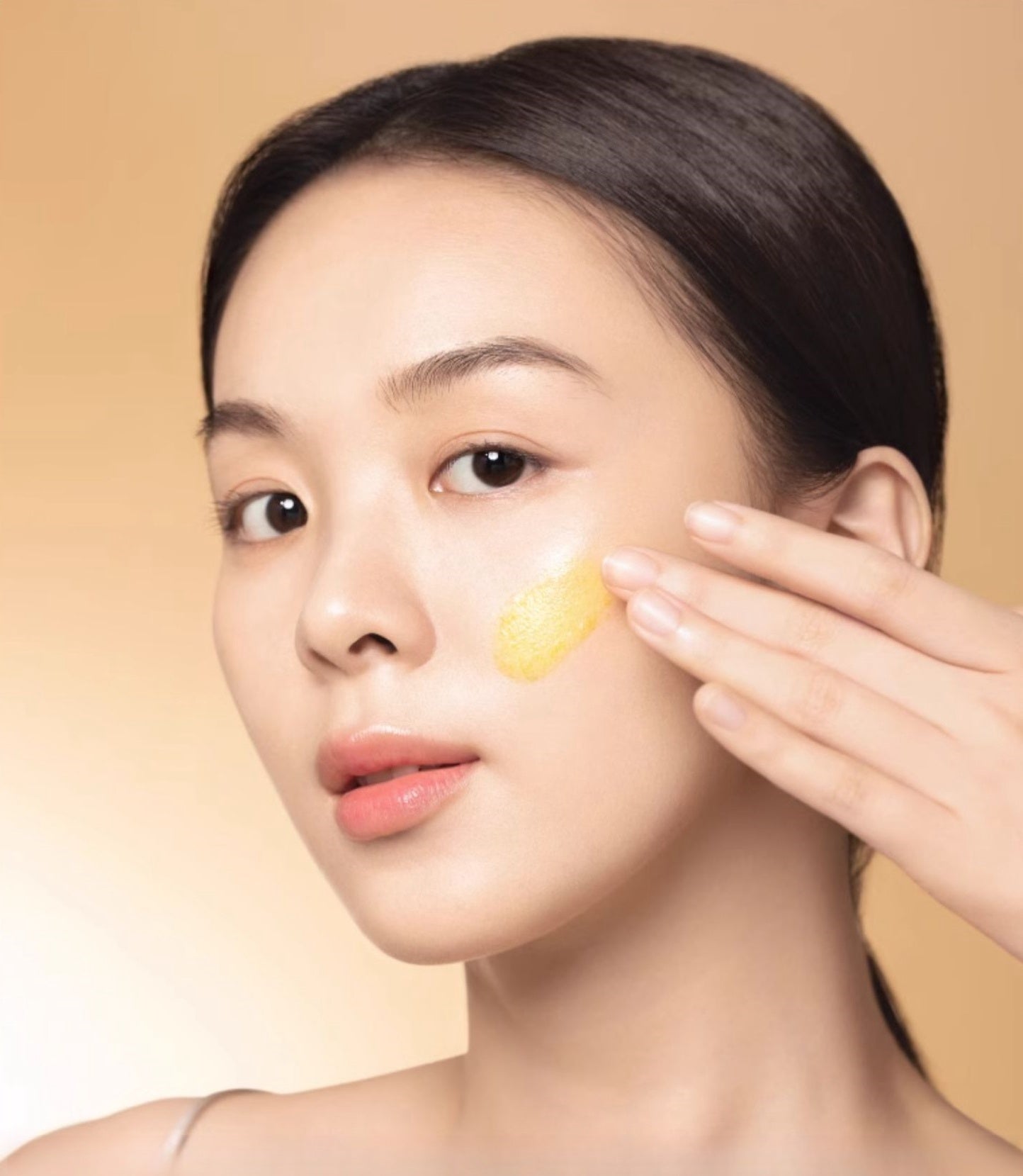 HBN Retinol Anti-Aging Glowing Micro Serum T4379