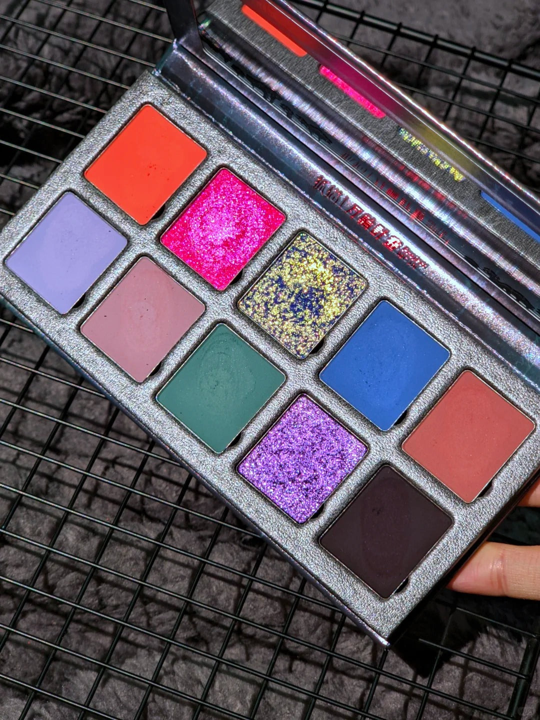 DRAMO Multiverse Collection Eyeshadow Palette #6611 Unknown T5312