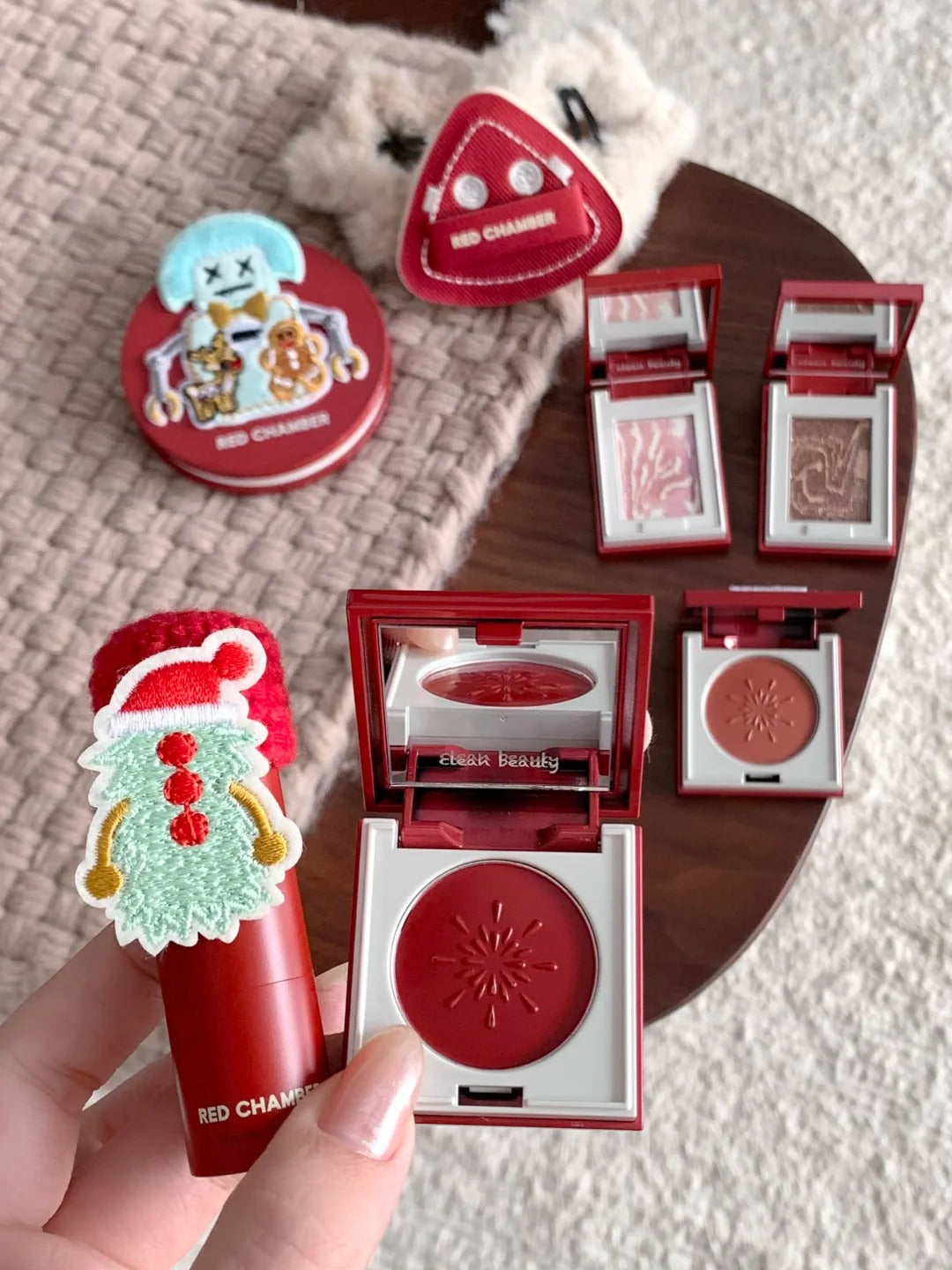 RED CHAMBER Christmas Limited Collection Makeup Gift Set T5323