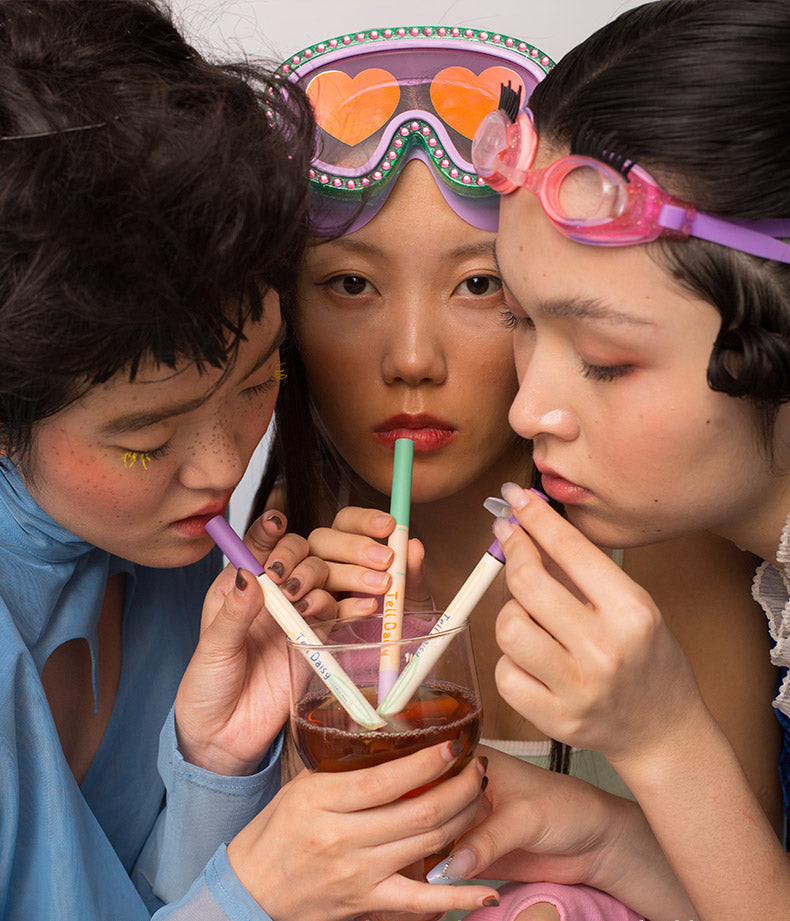 TellDaisy Waterproof Smooth Ultra-fine Quick-drying Eyeliner Pen T3724