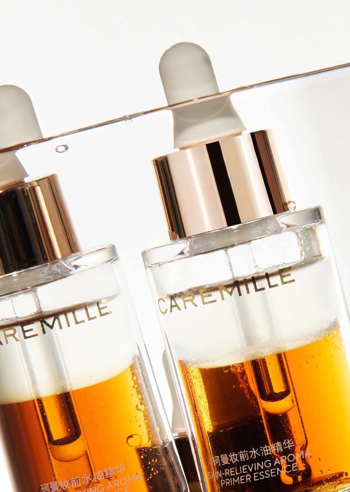 CAREMILLE Skin-relieving Aroma Makeup Primer Essence T5051