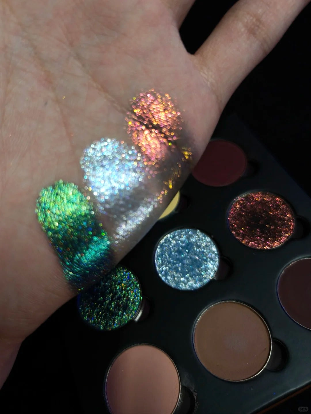 MuWen Dead Leaf Butterfly 9 Colors Chameleon Eyeshadow Palette T4576