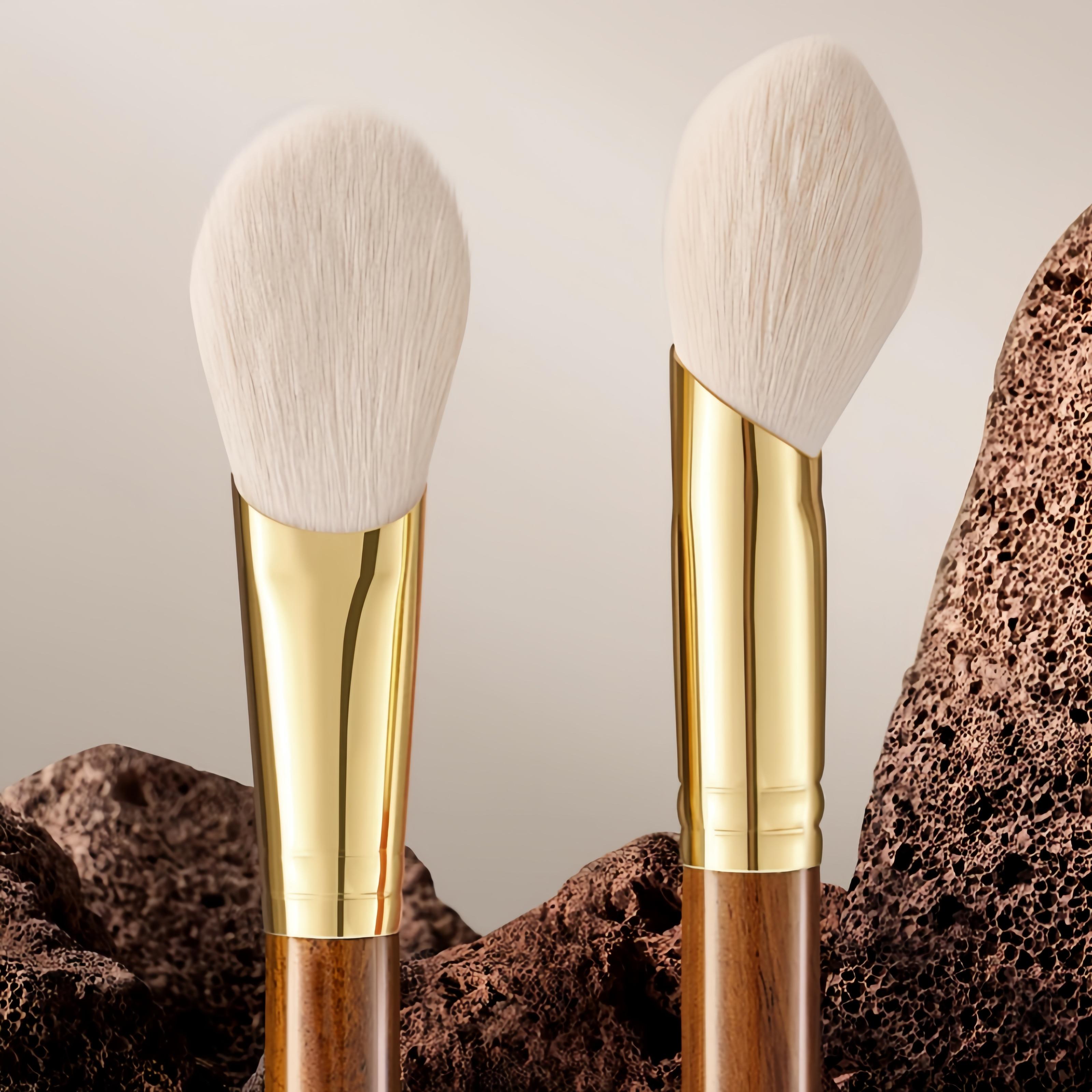 ROWNYEON Red Desert CM160 Blusher Makeup Brush T5244