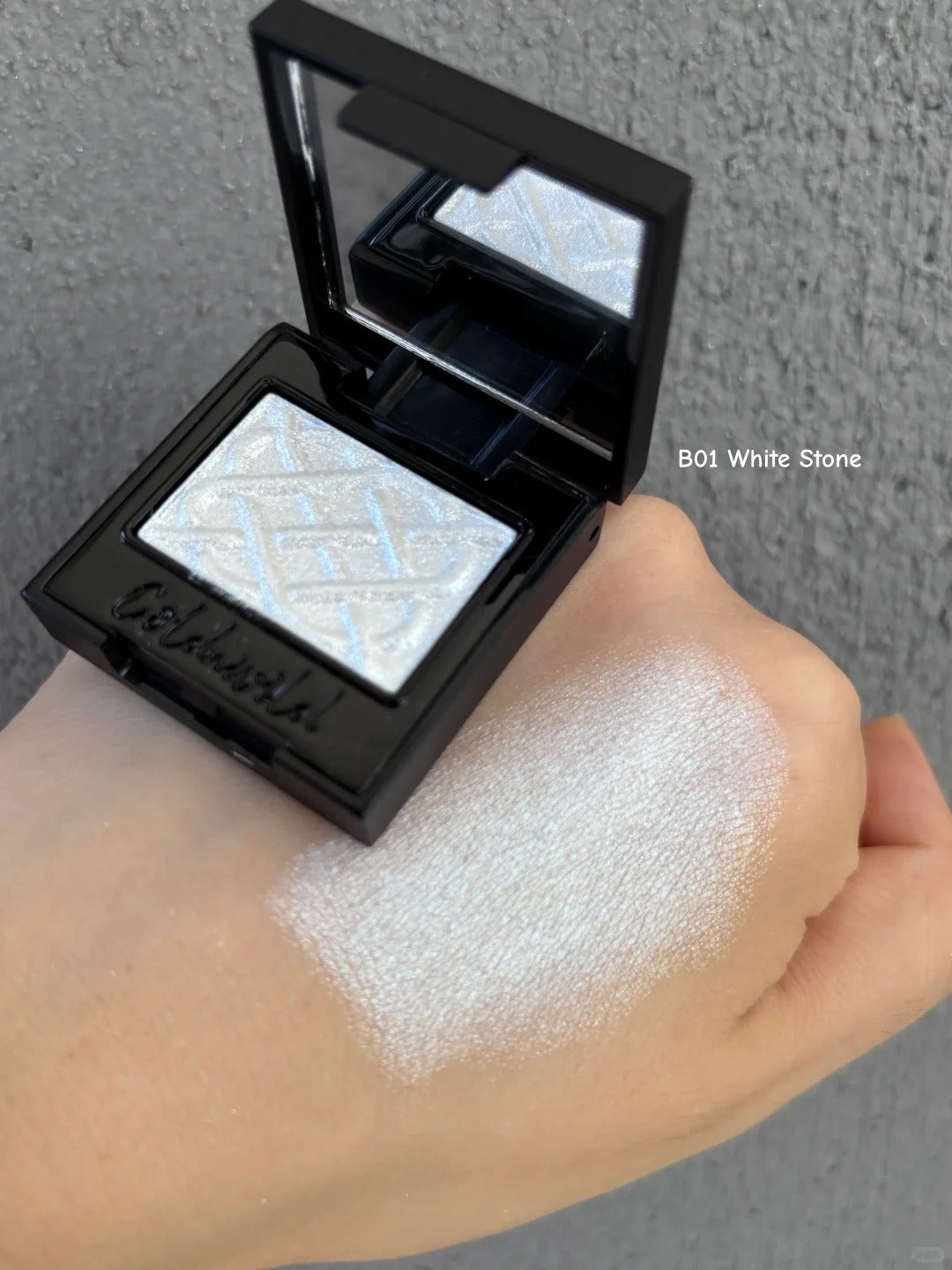 Cold N Wild Sweet Girl Collection Mono Satin Eyeshadow T5903