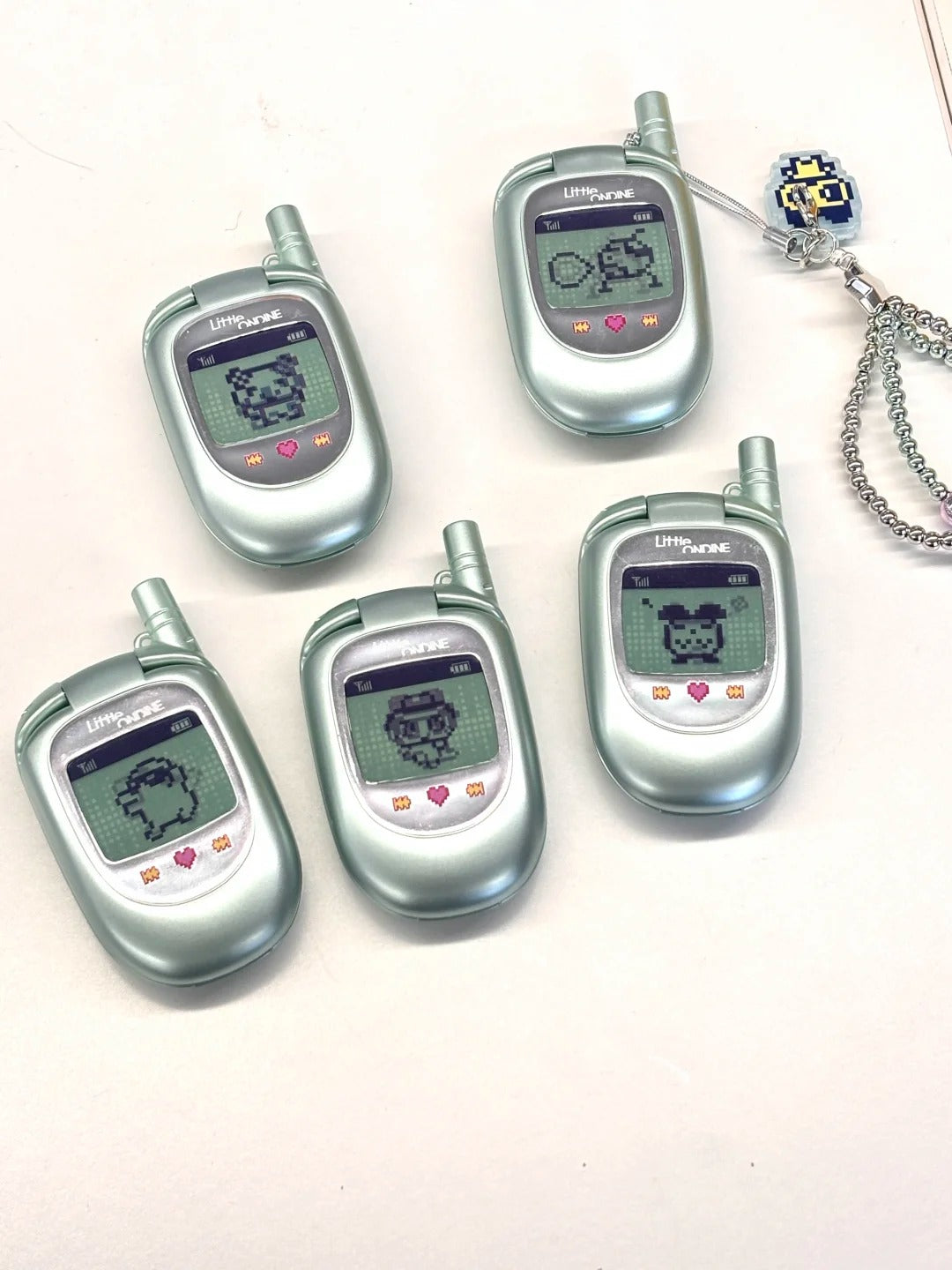Little Ondine x Tamagotchi Collection Multi-use Makeup Powder T5909