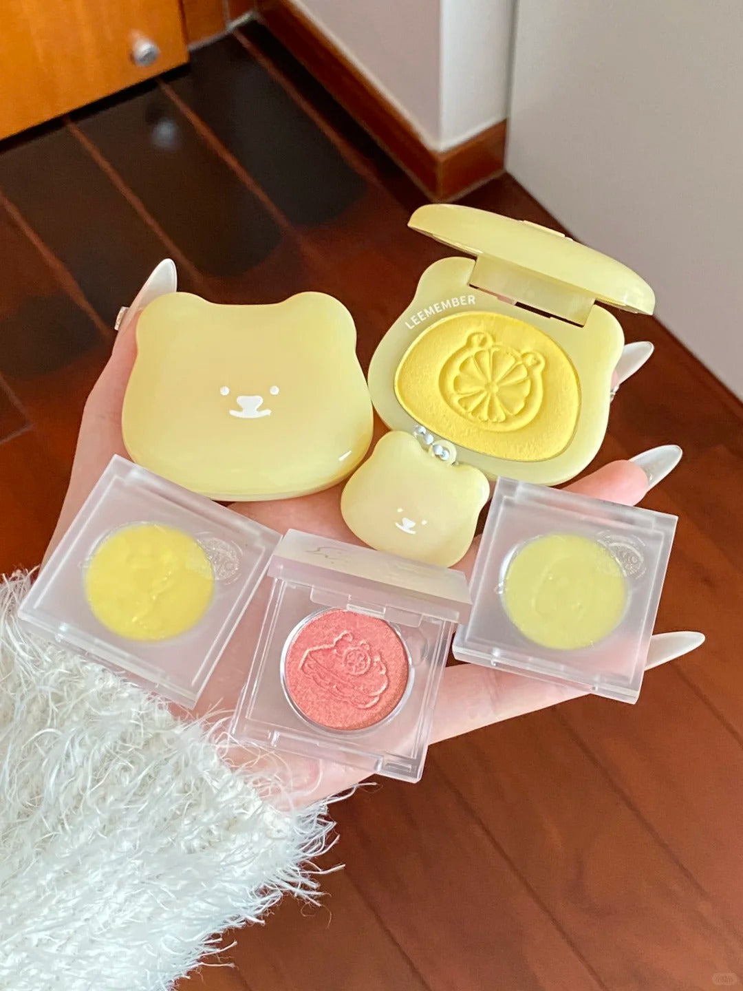 LEEMEMBER Lemon Candy Collection Mono Satin Highlighter T4803