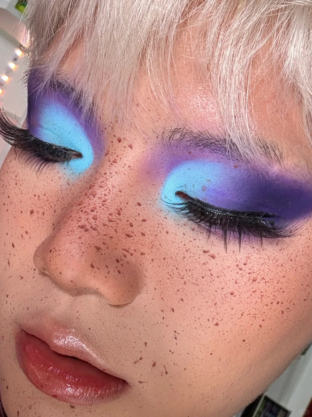 Narimi Blue Twilight Dawn 8-Color Eyeshadow Palette (6.0) T3947