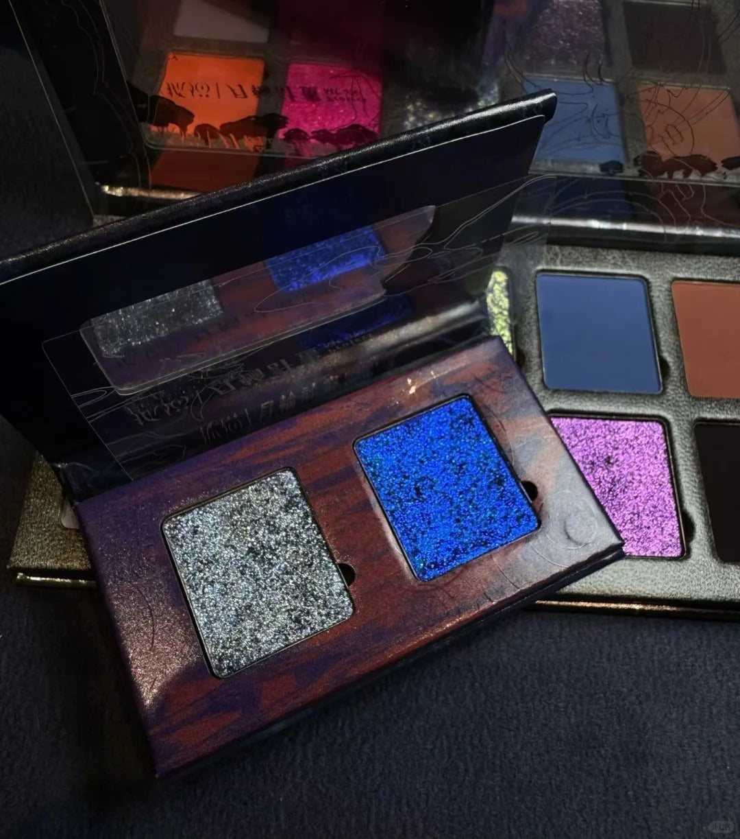 DRAMO Multiverse Collection Eyeshadow Palette #7635 Still Waters T5313