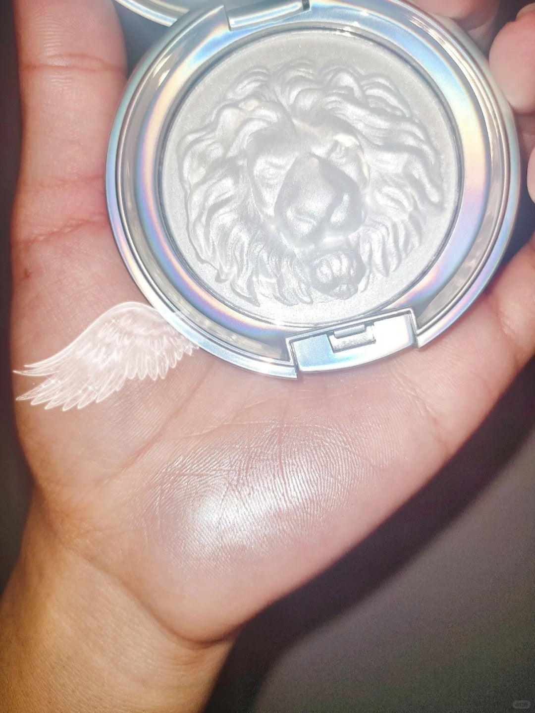 ORIGINAL ARTIST Lion Fine Shimmer Highlighter Palette T4172