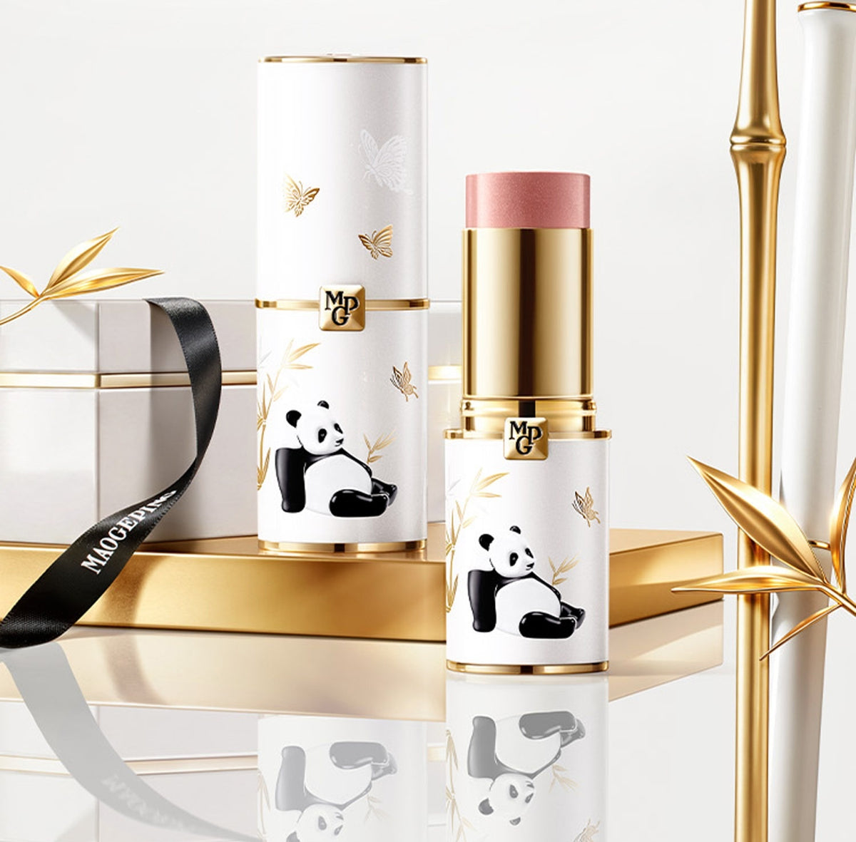 MAOGEPING X Panda Creation Blusher Stick T5989