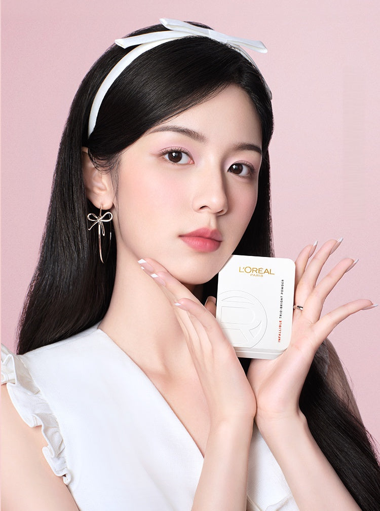 L'Oréal 3-color Gradient Long-wear Princess Pressed Powder T4909